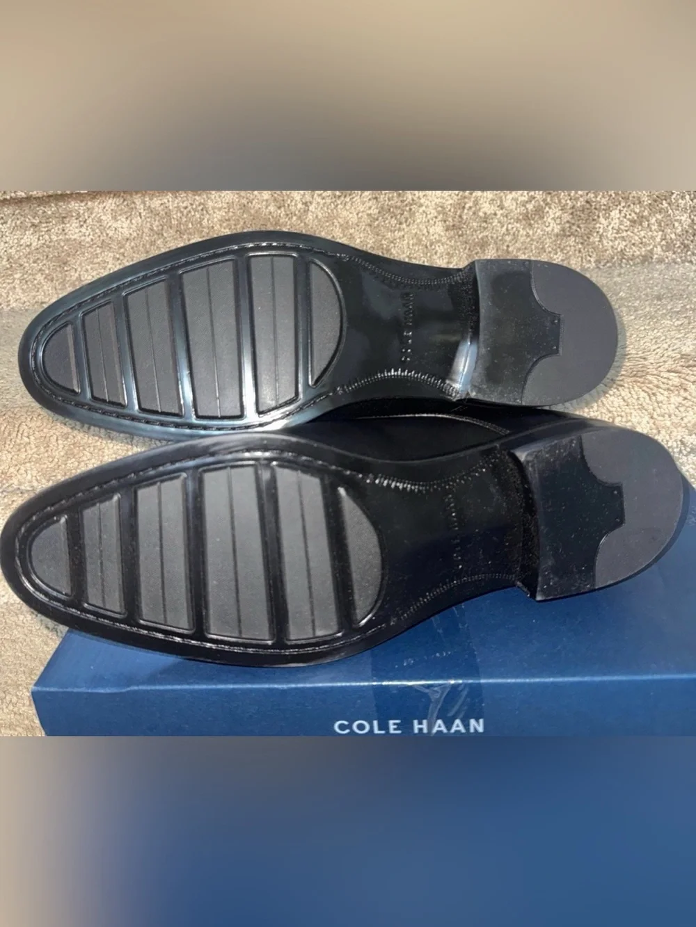 NEW wBox-COLE HAAN Black Lenox Hill Cap Oxford 10